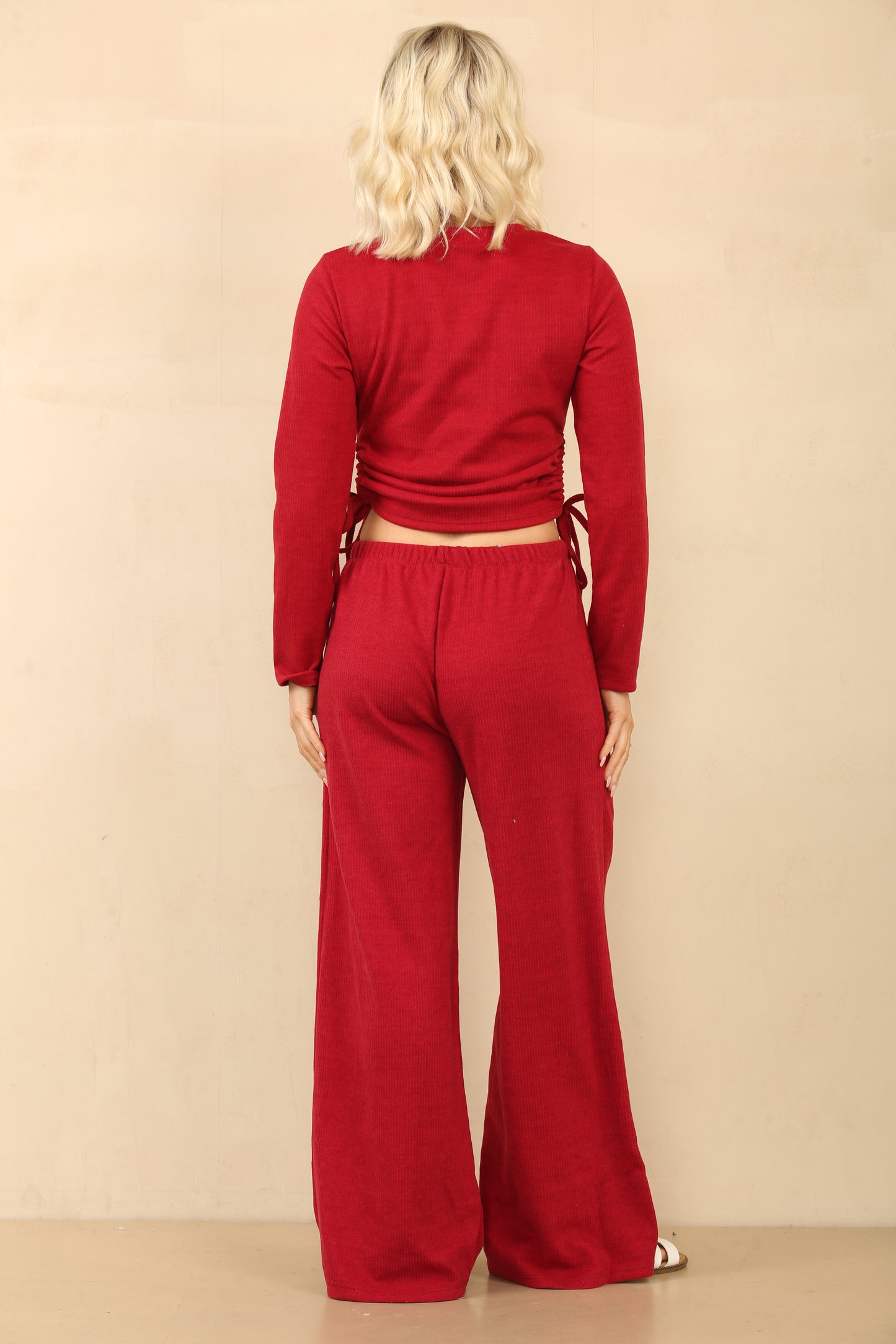 Ensemble crop top avec pantalon et noeud resserage cordon velours urbain ref-8956