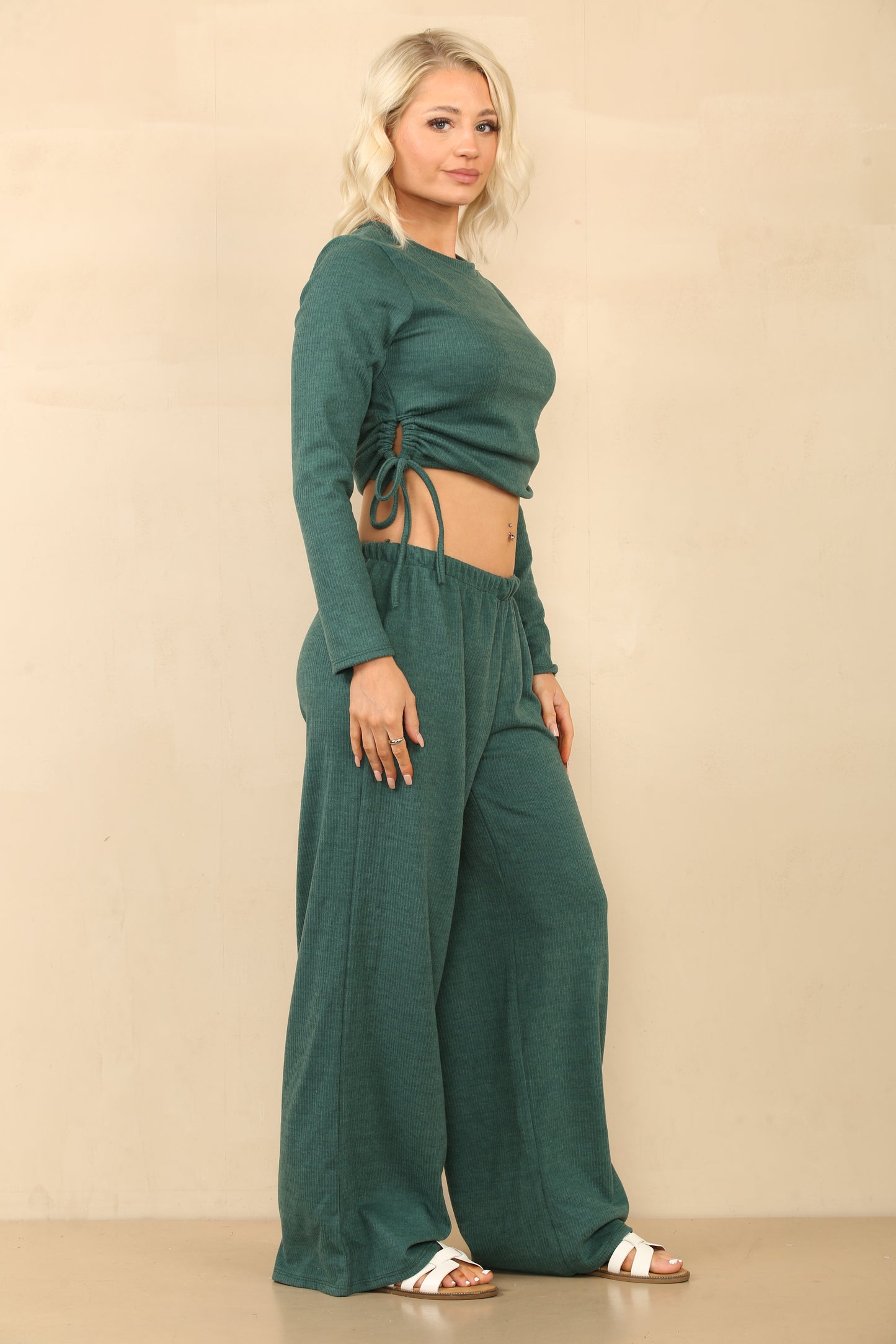 Ensemble crop top avec pantalon et noeud resserage cordon velours urbain ref-8956